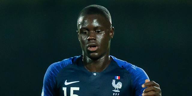 Sarr Resmi Bergabung Dengan Chelsea Situs Resmi Chelsea Football Club