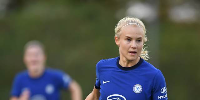 Harder tops list of world's best female footballers and talks about Chelsea  start | Official Site | Chelsea Football Club