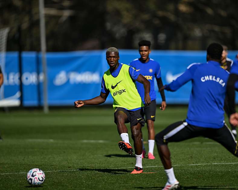 Training gallery: Sharpening up in Sydney | News | Official Site - Chelsea Football Club
