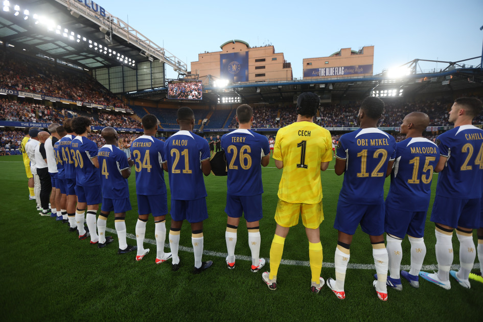 Ricorda Vialli quando le leggende del Chelsea sconfissero il Bayern |  Novità |  Sito ufficiale