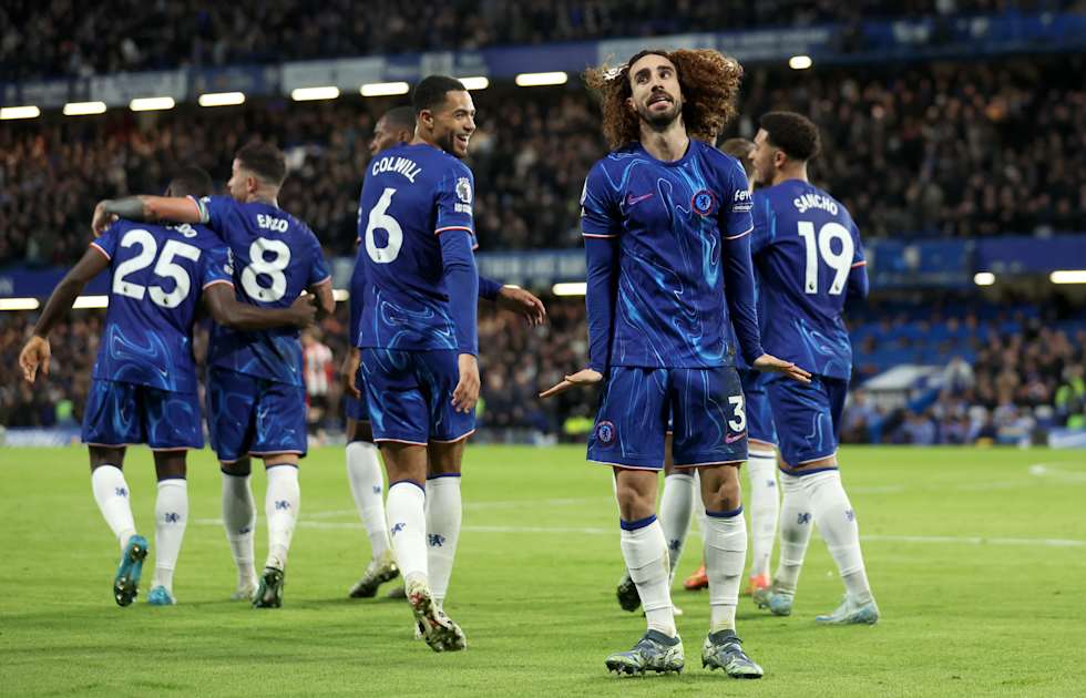 Chelsea players celebrating