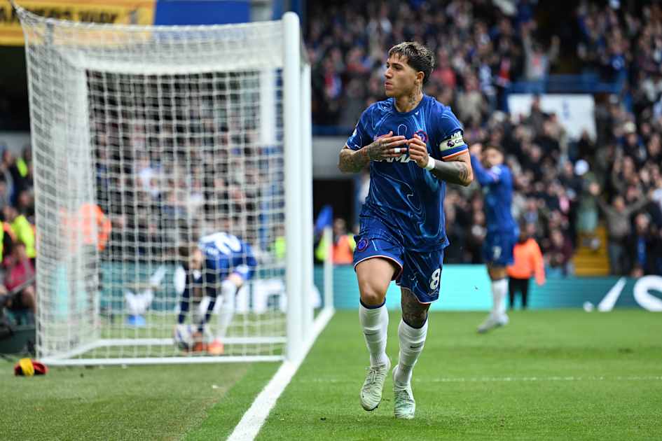 Enzo Fernandez on hitting new heights under Maresca | News | Official Site  | Chelsea Football Club