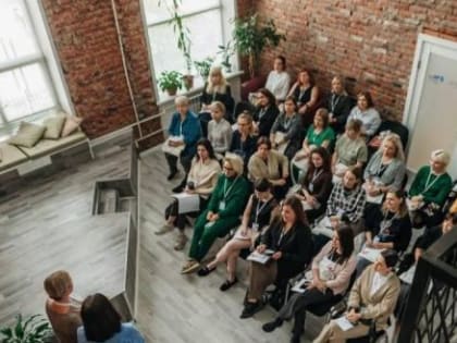 Основательница ателье церковного облачения получила грант в проекте «Мама-предприниматель»