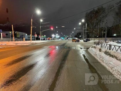 35-летний водитель «Шкоды» оказался в больнице после ДТП на ул. Ленинградской в Вологде