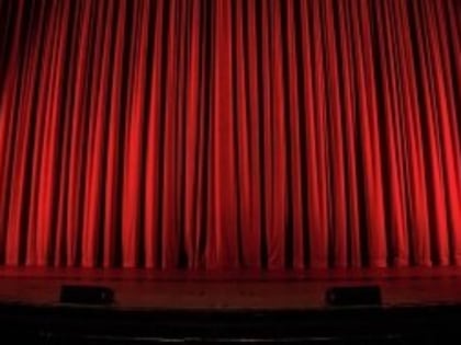 В каждой череповецкой школе появится театр