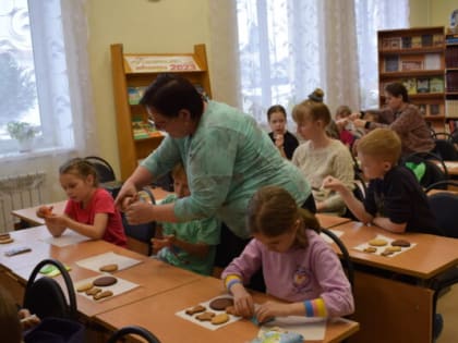 Искусство вкусной росписи медового хлеба