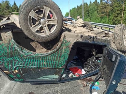 В Череповецком районе в ДТП с четырьмя машинами погиб пассажир