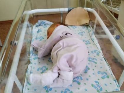 Молодые семьи могут подать заявление на выплату 300 тысяч рублей в связи с рождением третьего ребенка