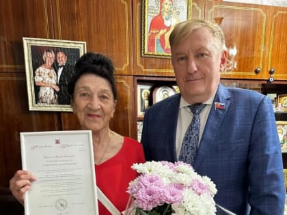 Вологжанка Тамара Ломако отметила 90-летний юбилей