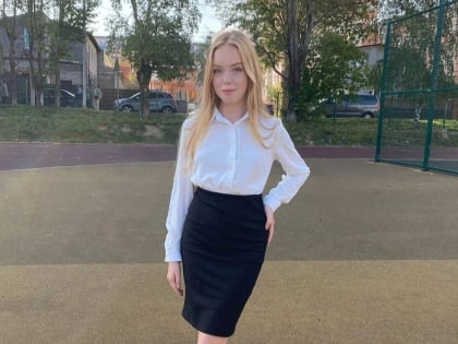 Череповецкая школьница выиграла олимпиаду с работой о вреде коррупции