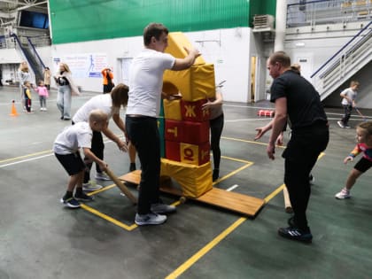 В Череповце провели рождественские семейные эстафеты