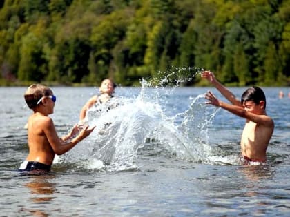 Пора для купания ещё не пришла