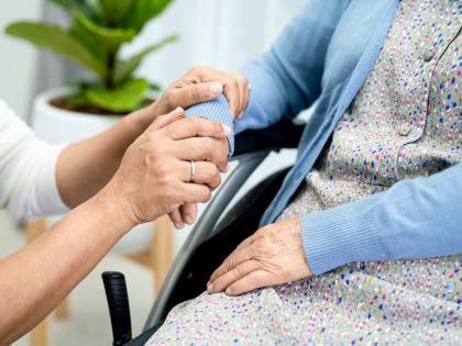 Восстановительная терапия для пожилых: особенности и специализированные медцентры