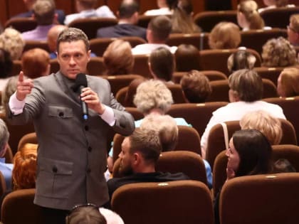 В последний день мая состоялась первая встреча врио губернатора с секретарями первичных отделений партии «Единая Россия»