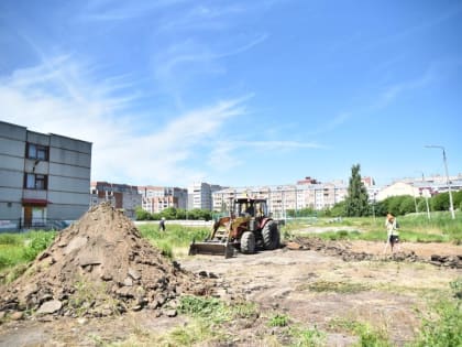 У школы №33 в Вологде в рамках проекта «Народный бюджет ТОС» оборудуют  площадку с элементами воркаута