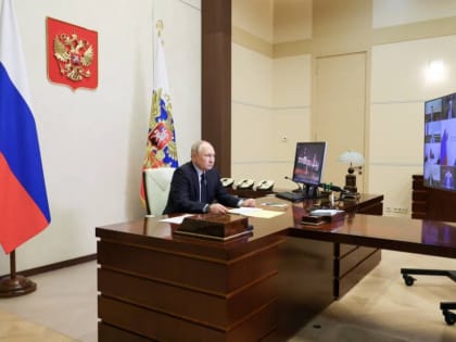 Владимир Путин обсудил с членами правительства дефицит лекарств, туризм и ЖКХ