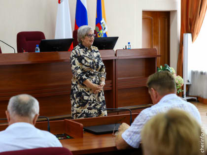 Работников спортивной сферы Череповца наградили в честь Дня физкультурника