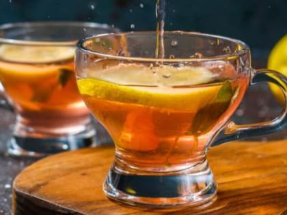 Известный российский врач рассказал о неожиданных защитных свойствах чая и кофе