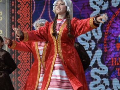 В «Корабелах Прионежья» ярким финалом завершился IV Всероссийский детский фестиваль «Наследники традиций»