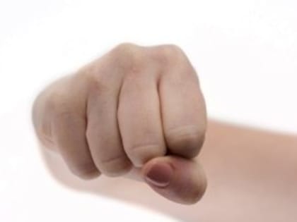 Школьницы избили одноклассницу в Великом Устюге