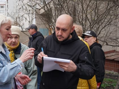 Депутаты проверяют, как перезимовали дворы, отремонтированные в 2020, 2021 и 2022 году по программе "Городская среда"