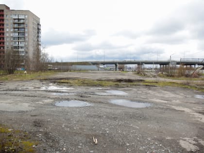 У перекрестка Боршодской и Архангельской построят магазин или общепит