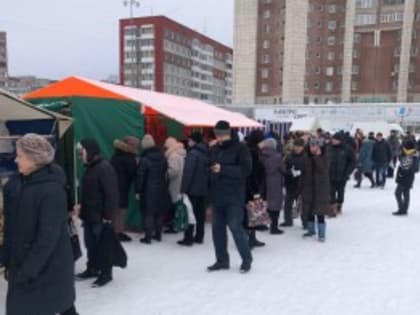 25 февраля прошли ярмарочные мероприятия на площади Химиков