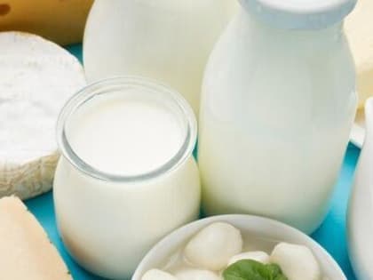 Врач-диетолог Хачирова рекомендует употреблять молочные продукты при менопаузе