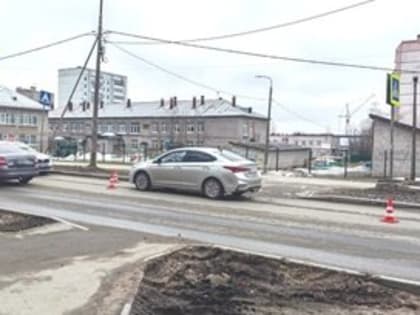 В Череповце иномарка сбила подростка на самокате