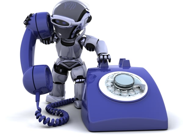 Телефонный робот для звонков: как работает, что умеет и где применяется?