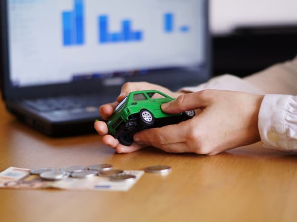Как и где взять кредит наличными под залог автомобиля?