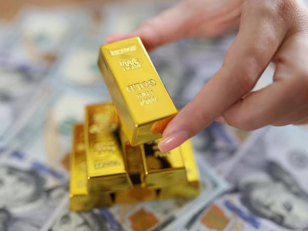 Сколько стоит золото в пунктах скупки Москвы и почему цены за грамм у скупщиков могут отличаться