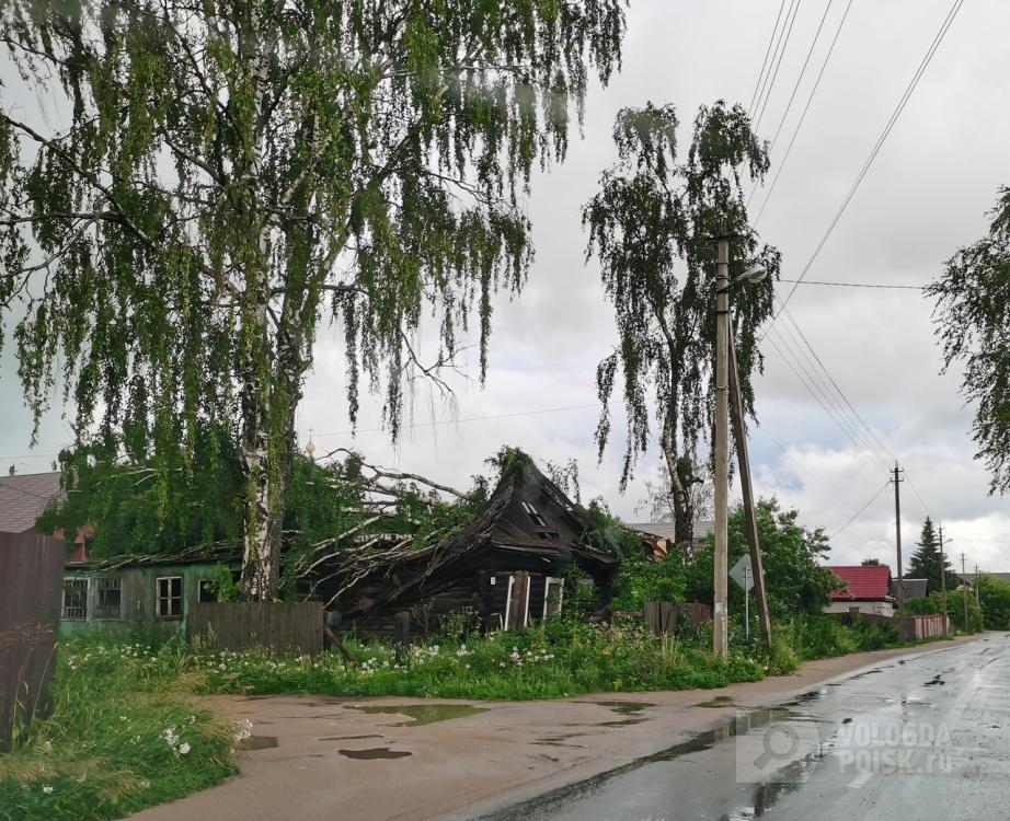 Погода бабаева месяц. Ураган в Бабаево. В-Устюг ураган. Ураган 2010 в Вологде.