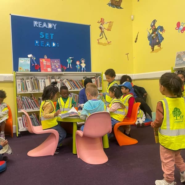 Chestnut Nursery Schools News Image - A Visit to The Library