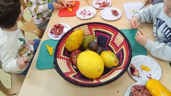 Chestnut Nursery Schools News Image - Healthy Eating at Ray Lodge