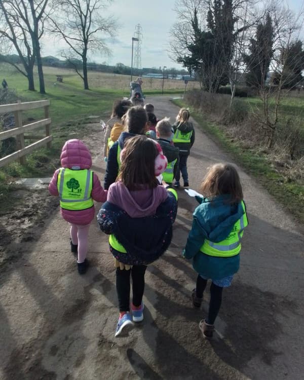 Chestnut Nursery Schools News Image - Random Acts of Kindness Day