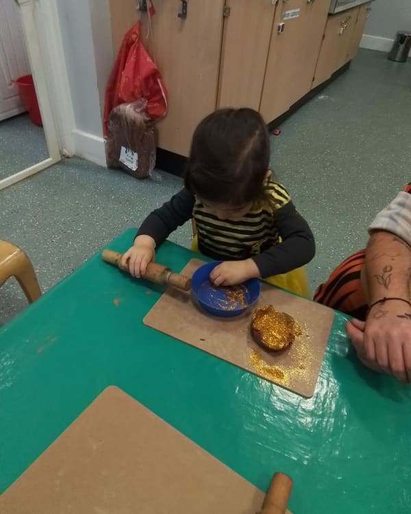 Chestnut Nursery Schools News Image - Crackerjacks Fundraising at Chesterton