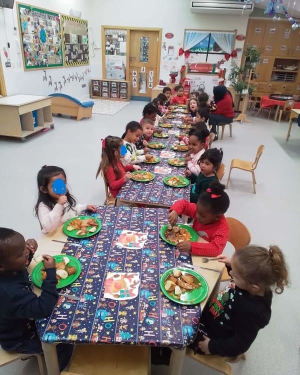 Chestnut Nursery Schools News Image - Christmas at Sue Bramley!