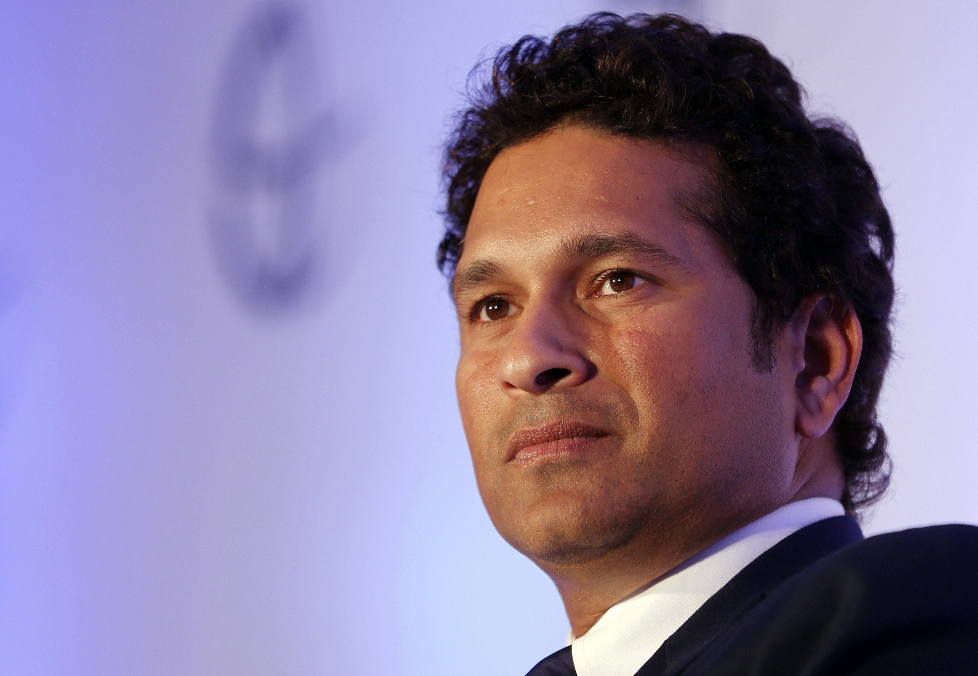 https://res.cloudinary.com/chetan007/image/upload/v1465658850/Sachin_Tendulkar_qlkf6v.jpg