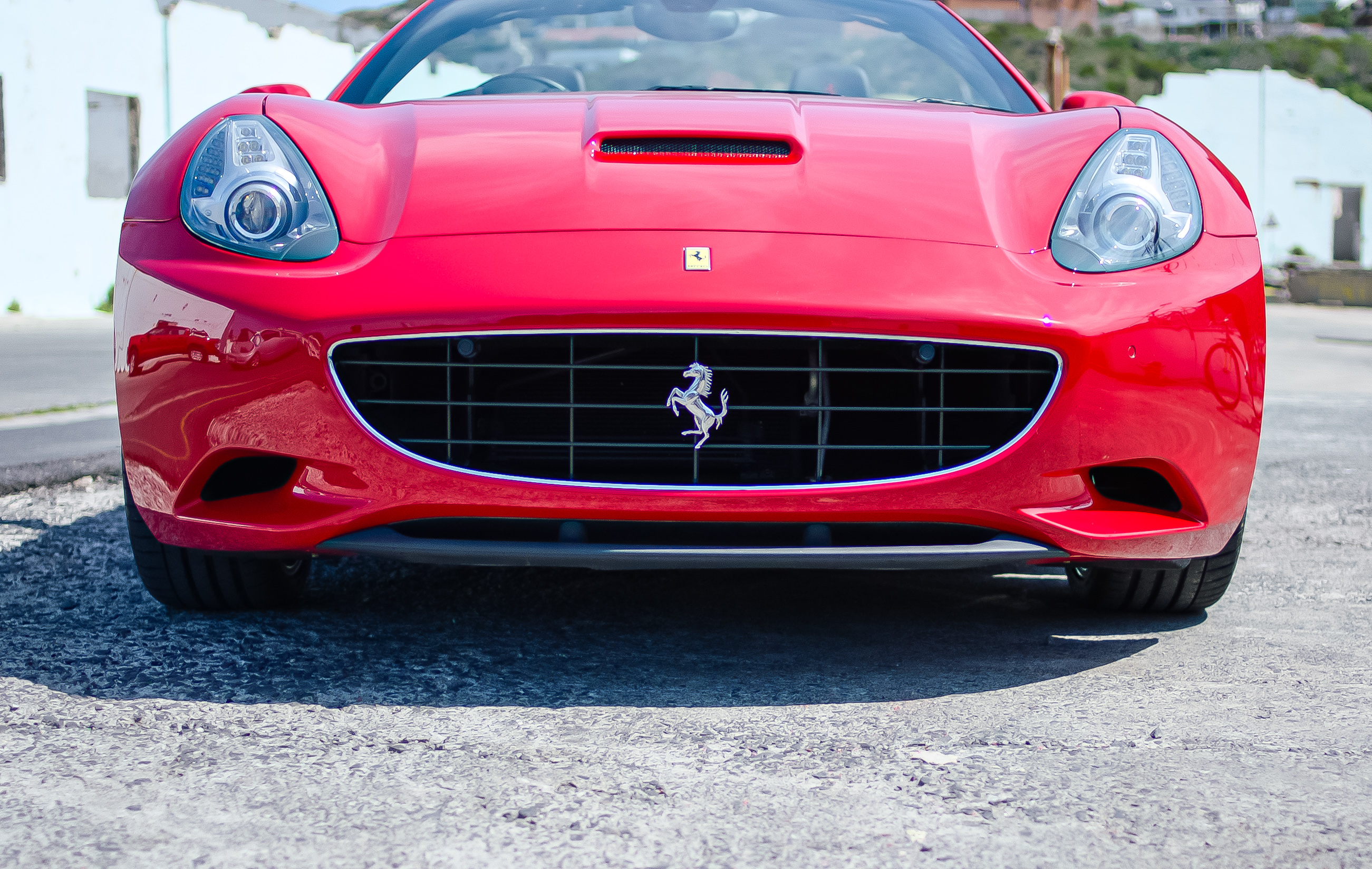 FERRARI California