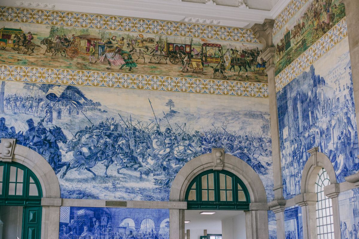Guide to Porto: and a Portuguese Aperitif Recipe