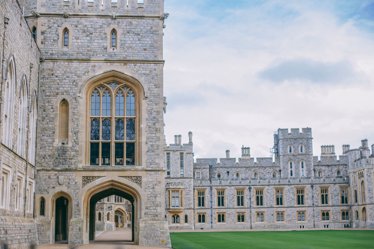 Romantic Day Trip from London: Visiting Windsor Castle