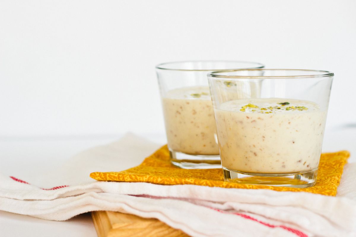 Vegan Banana and Cardamom Smoothie for Period Relief
