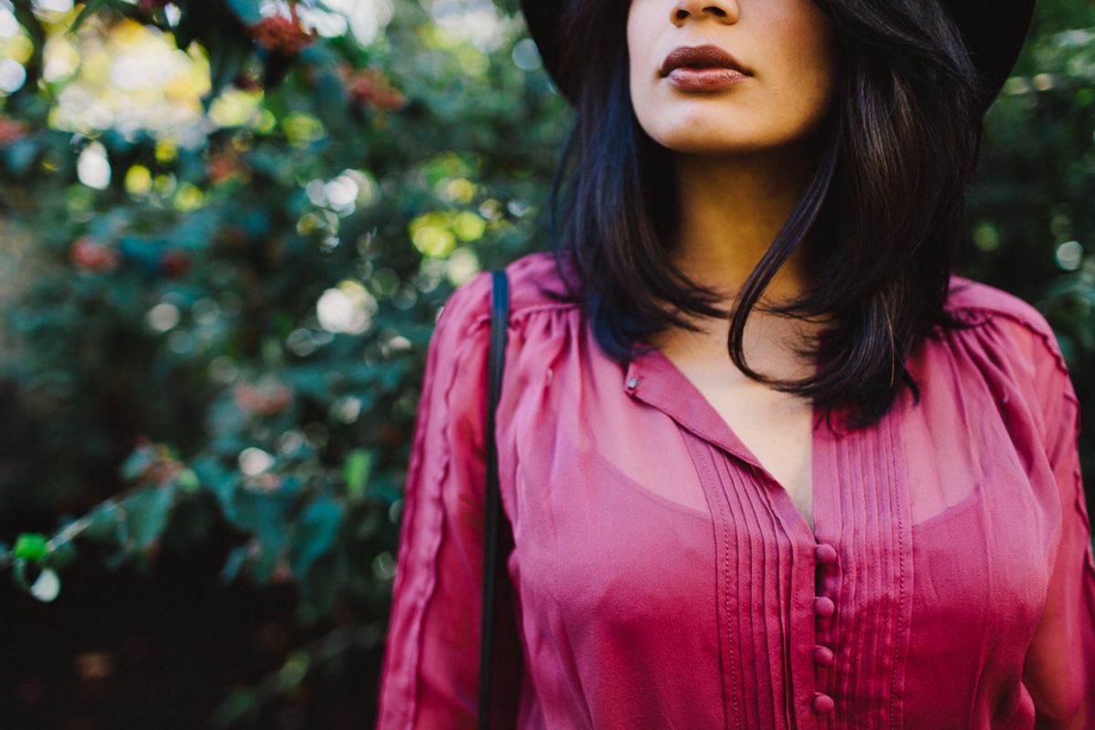 How to Nail the 70s Outfit Trend