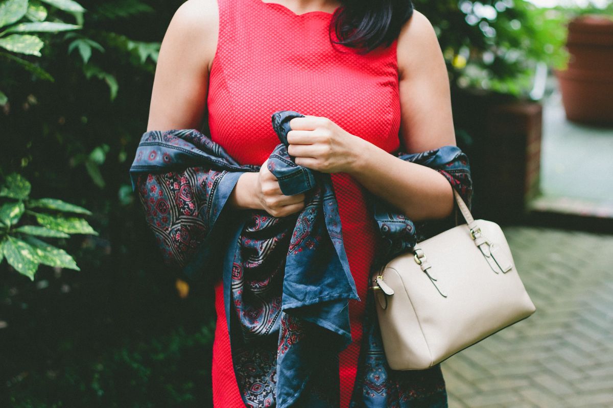 3 Ways to Style a Blanket Scarf