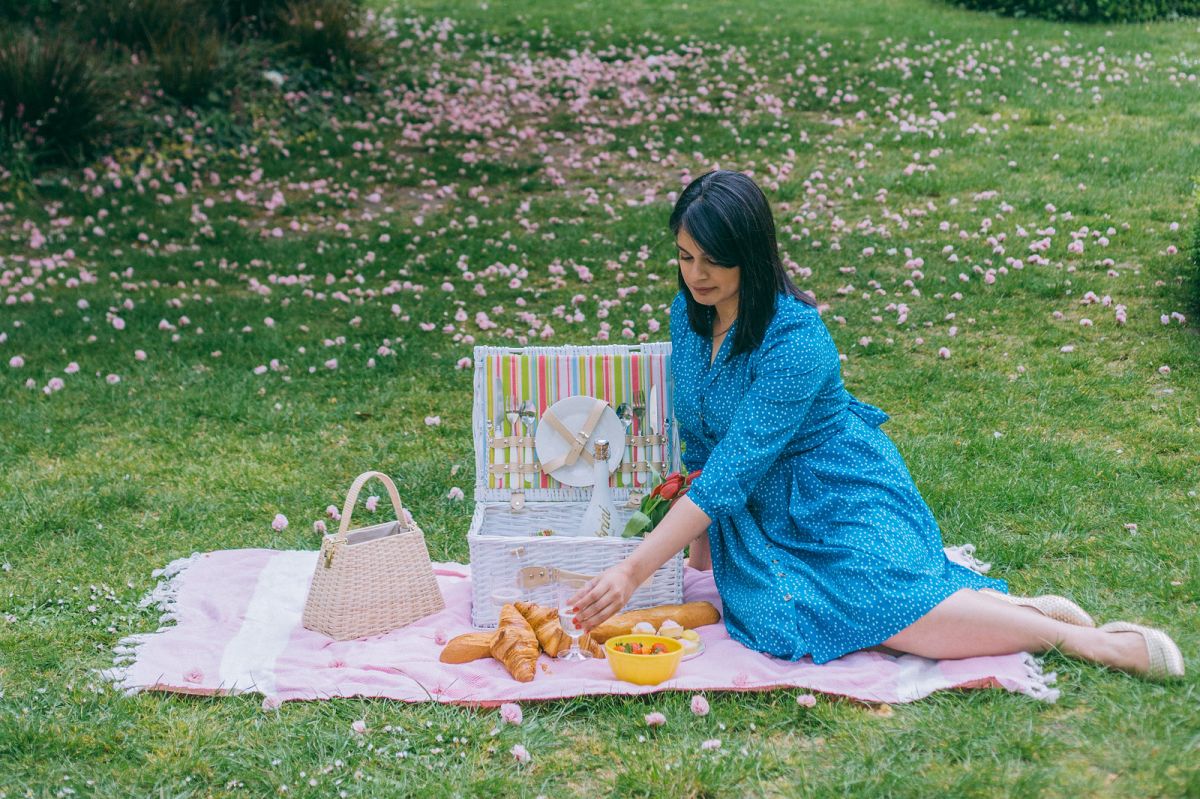 Summer Picnic Essentials: The Eco-Friendly Guide