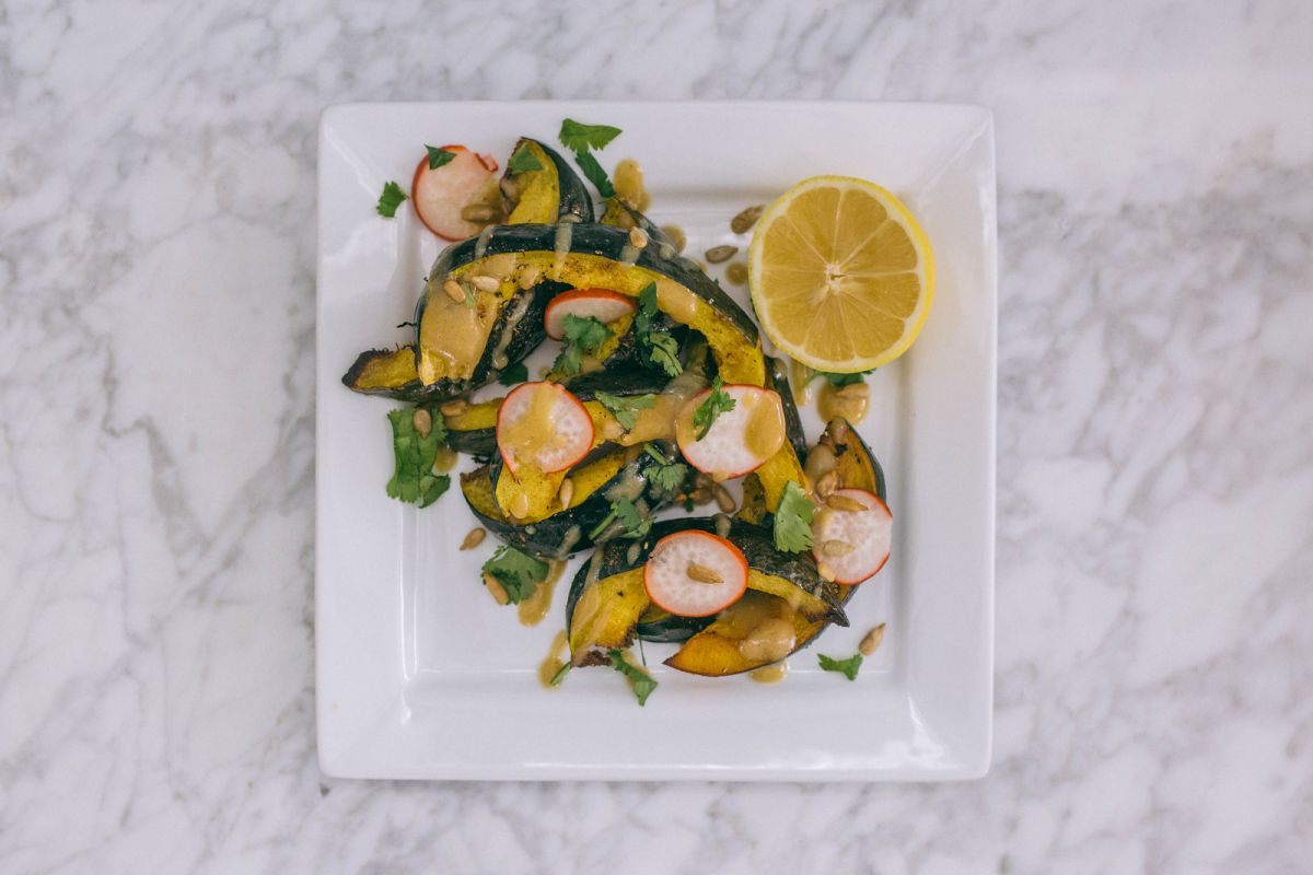 Mediterranean Roasted Acorn Squash Recipe