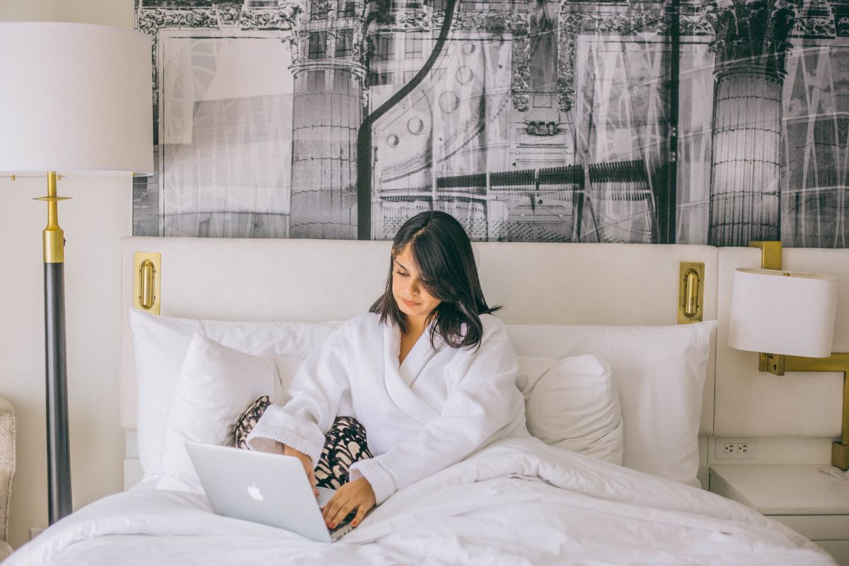 15 Hotel Hacks to Ensure a Relaxing and Productive Trip