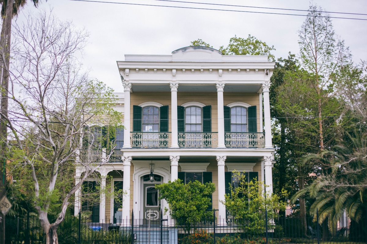 Photo Walk through Garden District, New Orleans