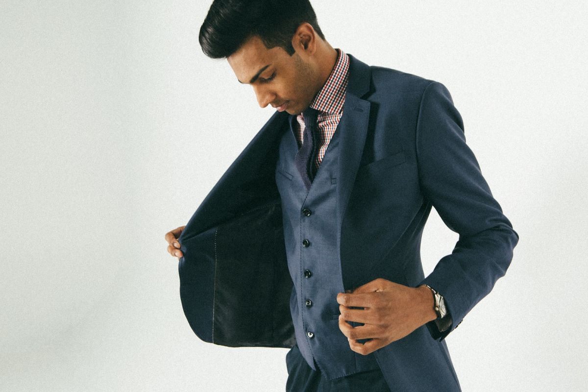 Tips for Buying a Men's Ready-to-Wear Suit